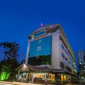 https://renaissance.kerala-hotels.net