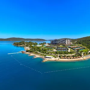 Resort La Blanche Island Bodrum *****